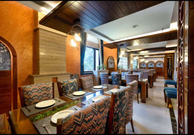Saffron Leaf – Luxury Indian Restaurant
